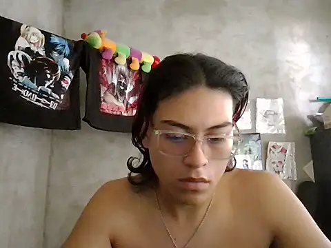 dirty model online show from May 26, 2:46 pm