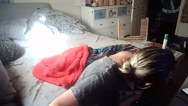 PremiumKitty online show from February 13, 5:31 pm