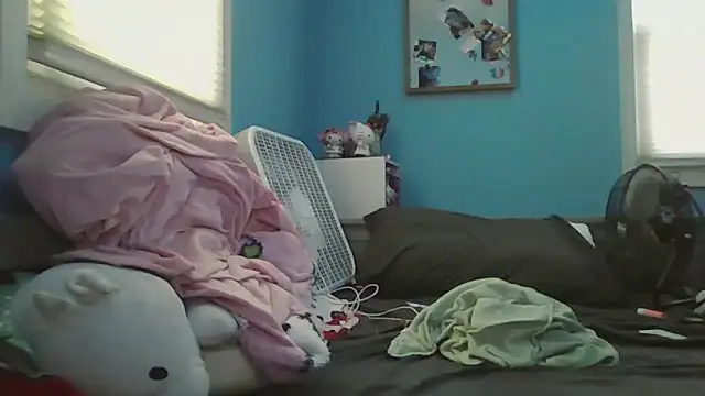 Liam axel35 online show from September 27, 7:41 pm