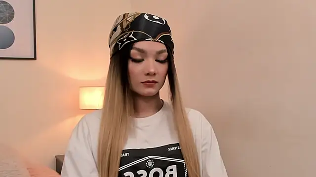 emmabridgerton online show from February 11, 10:15 pm