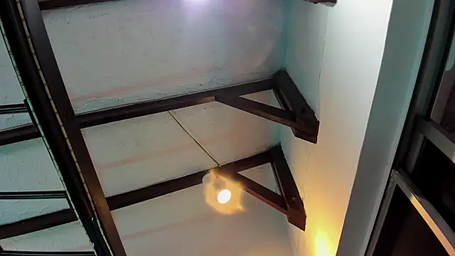 ItaloMoore online show from December 16, 11:59 am