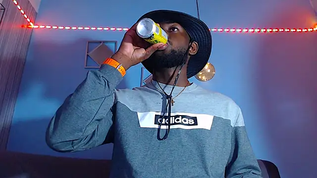 eebony stallion online show from February 26, 3:27 am