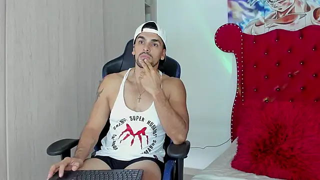 axelwinters online show from September 30, 8:36 pm