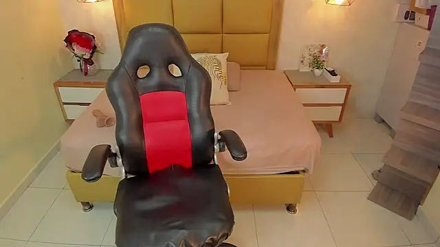 MELISSAROUGE online show from March 18, 7:17 pm