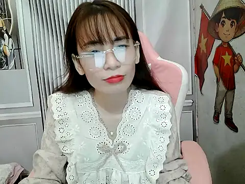 Snapshot of Suzy888 chatting on September 18, 3:19 am Suzy888 online show from September 18, 3:19 am