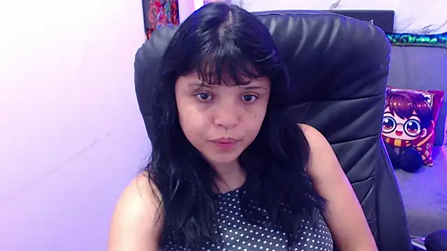 minnie cake online show from November 28, 11:40 pm