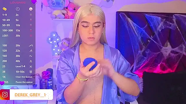 Snapshot of derek_greyy_ chatting on October 20, 5:57 pm derek greyy online show from October 20, 5:57 pm