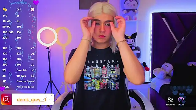 derek greyy  online show from March 31, 1:55 pm