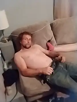 Snapshot of CatchyPart93 chatting on October 22, 6:57 am CatchyPart93 online show from October 22, 6:57 am