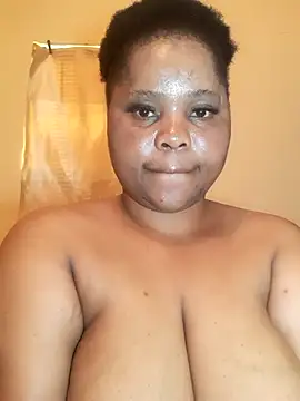 Snapshot of PRINCESSEMELXX93 chatting on October 6, 3:20 pm PRINCESSEMELXX93 online show from October 6, 3:20 pm