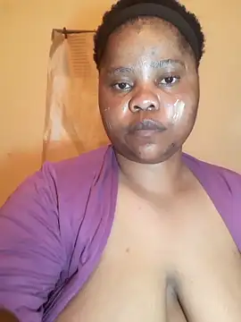 Snapshot of PRINCESSEMELXX93 chatting on October 8, 2:42 am PRINCESSEMELXX93 online show from October 8, 2:42 am