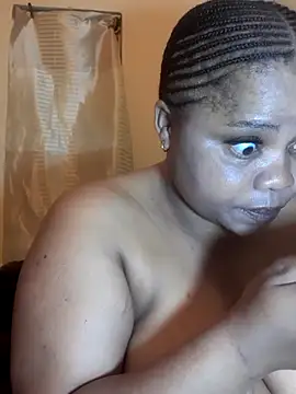 Snapshot of PRINCESSEMELXX93 chatting on October 14, 1:06 am PRINCESSEMELXX93 online show from October 14, 1:06 am