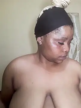 Snapshot of PRINCESSEMELXX93 chatting on October 30, 1:40 am PRINCESSEMELXX93 online show from October 30, 1:40 am