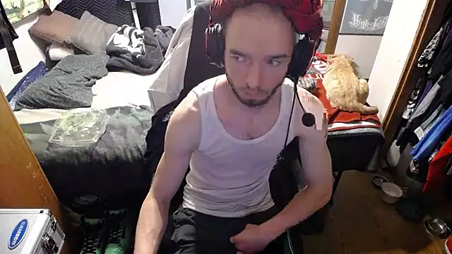 Snapshot of womenhateme69 chatting on October 29, 11:28 pm womenhateme69 online show from October 29, 11:28 pm