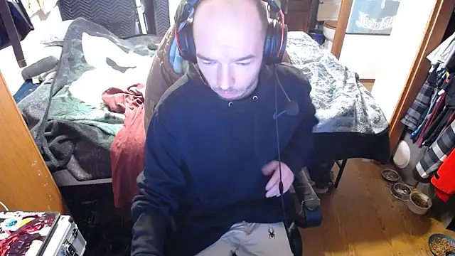 womenhateme69 online show from March 17, 10:51 am