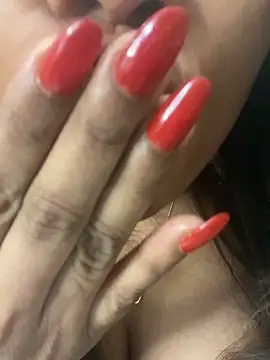 Snapshot of april_0066 chatting on November 13, 6:45 am april 0066 online show from November 13, 6:45 am