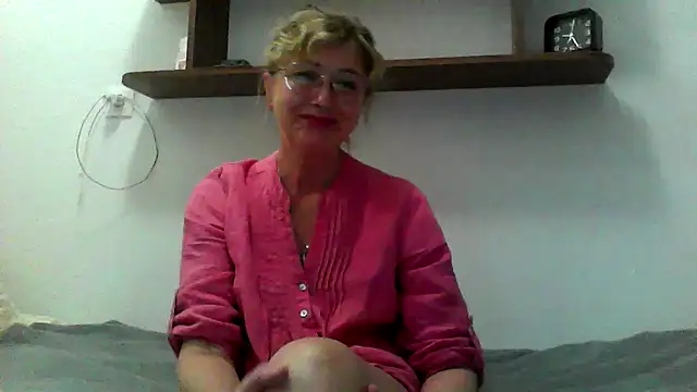 IrynaMolbertx online show from September 17, 7:26 pm