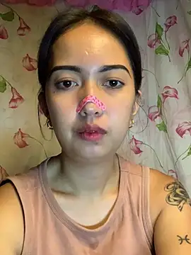 Snapshot of Soft_Angel8 chatting on June 11, 7:01 pm Soft Angel8 online show from June 11, 7:01 pm