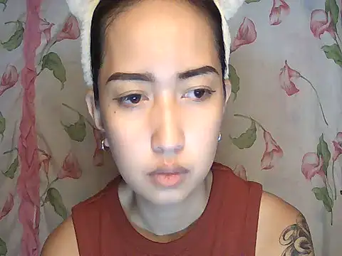 Snapshot of Soft_Angel8 chatting on July 15, 6:29 am Soft Angel8 online show from July 15, 6:29 am