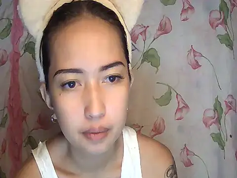 Snapshot of Soft_Angel8 chatting on July 19, 4:49 am Soft Angel8 online show from July 19, 4:49 am