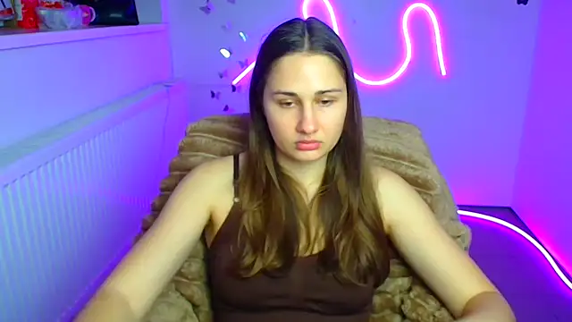 Stefanie Sweet online show from April 4, 5:38 am