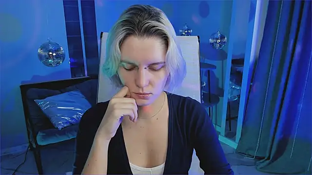 BethanyCloud online show from November 17, 5:57 am