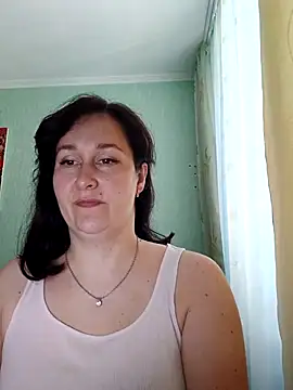 Snapshot of Amandda_ chatting on June 22, 6:32 am Amandda online show from June 22, 6:32 am