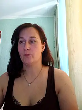 Snapshot of Amandda_ chatting on July 6, 9:17 am Amandda online show from July 6, 9:17 am
