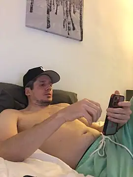 shyandchilling online show from June 7, 7:39 pm