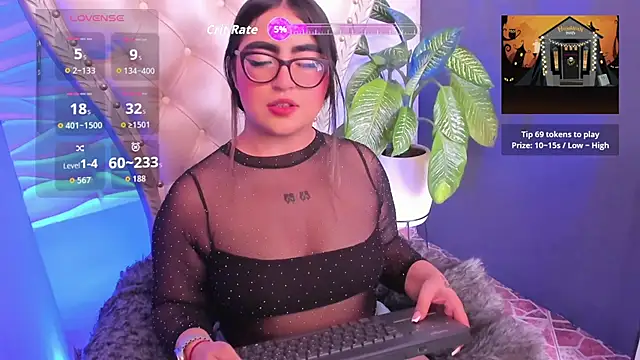 April  foxx online show from October 16, 2:40 pm