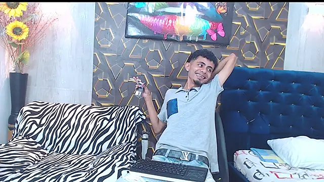noah the kingmaster online show from September 30, 2:22 pm