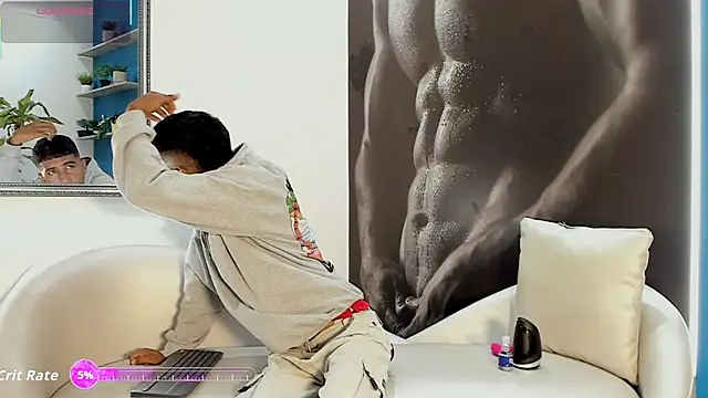 Snapshot of ender_h0t chatting on November 9, 1:53 pm ender h0t online show from November 9, 1:53 pm