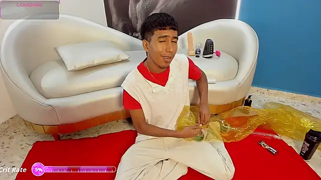 Snapshot of ender_h0t chatting on December 4, 10:40 pm ender h0t online show from December 4, 10:40 pm