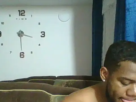 BenjaminCol  online show from December 21, 8:32 am