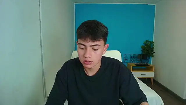Ithan  online show from September 15, 6:52 pm