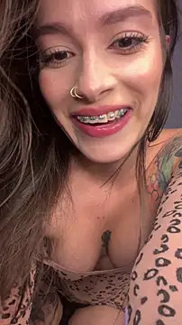 Snapshot of alysa_g_ chatting on October 22, 10:53 pm alysa g online show from October 22, 10:53 pm