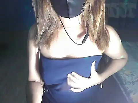 Snapshot of meghbalikargolponoy09 chatting on November 9, 5:00 pm meghbalikargolponoy09 online show from November 9, 5:00 pm