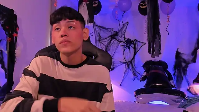 zeus blaze online show from October 14, 4:41 pm