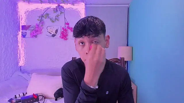 zeus blaze online show from October 30, 4:03 am