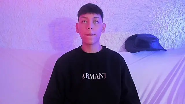 zeus blaze online show from November 7, 8:09 pm