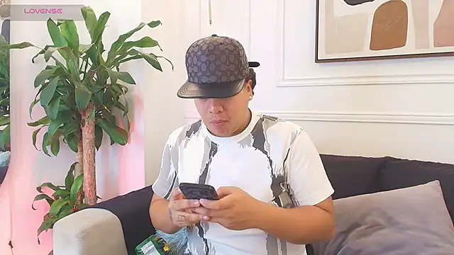 Naim Bennetsex online show from October 28, 6:54 pm