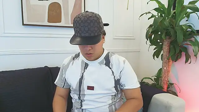 Naim Bennetsex online show from November 19, 4:29 pm