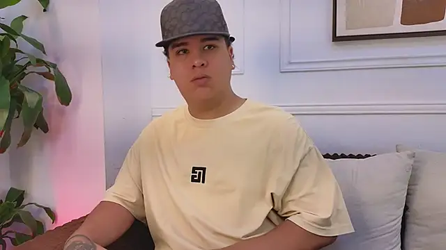 Naim Bennetsex online show from April 10, 6:12 pm