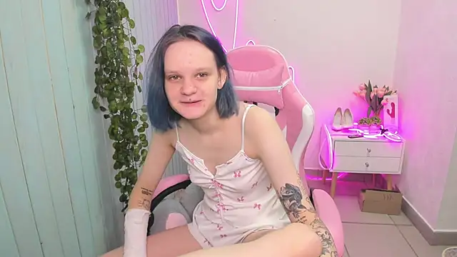 Elieiza xo online show from November 9, 9:07 am