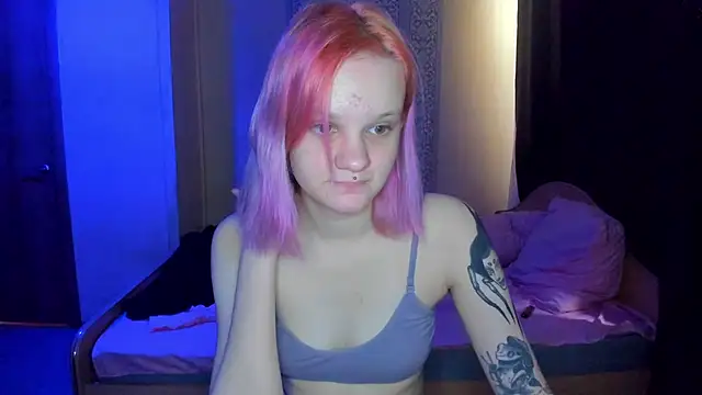 Elieiza xo online show from February 11, 9:03 am