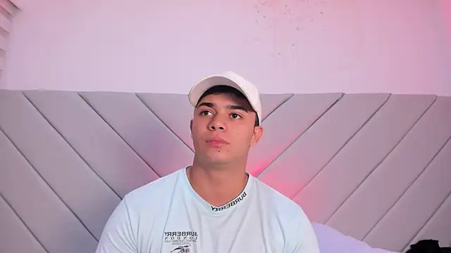 jayd muscle online show from October 11, 4:12 am