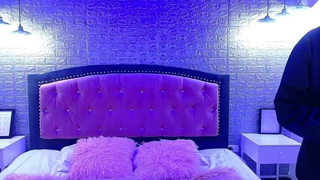 Natalie loffreda online show from October 8, 2:53 am