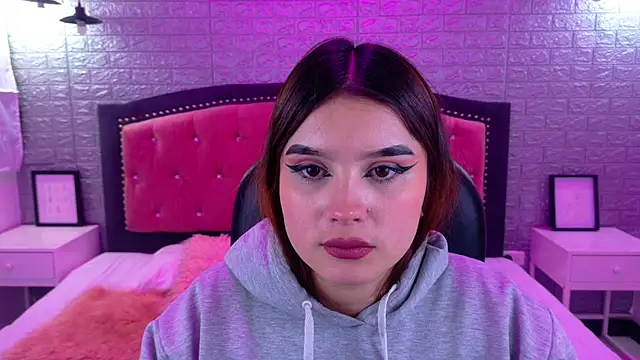 Natalie loffreda online show from October 13, 7:47 pm