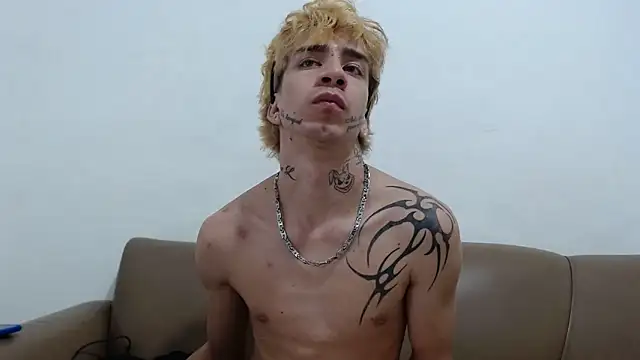 Dan jonson15 online show from December 19, 1:29 pm