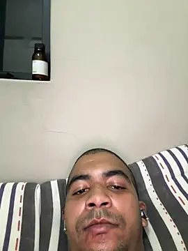 Snapshot of TrustworthyDegree7 chatting on April 8, 9:37 pm TrustworthyDegree7 online show from April 8, 9:37 pm
